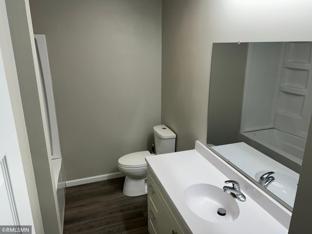 20555 Smith Street NW, Elk River, MN 55330