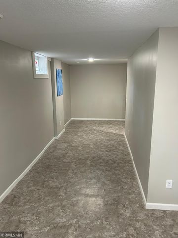 20555 Smith Street NW, Elk River, MN 55330