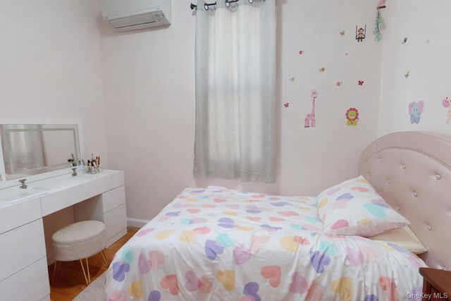 10713 115th Street, Richmond Hill S., NY 11419