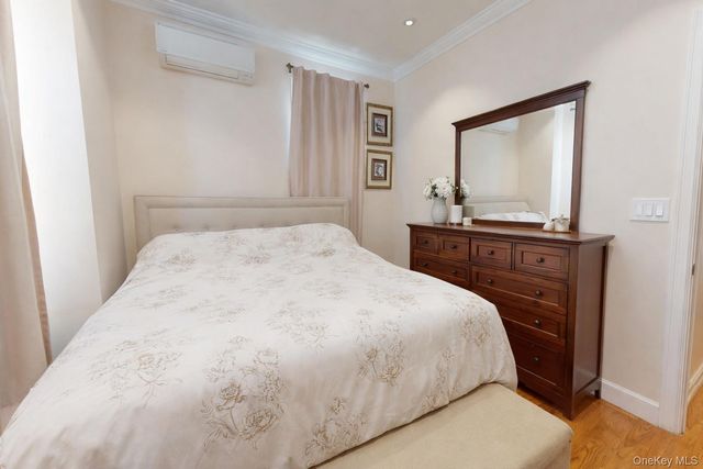 10713 115th Street, Richmond Hill S., NY 11419