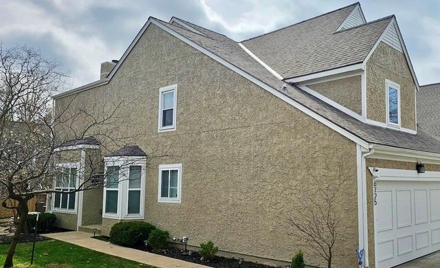 6725 W 126 Court, Leawood, KS 66209