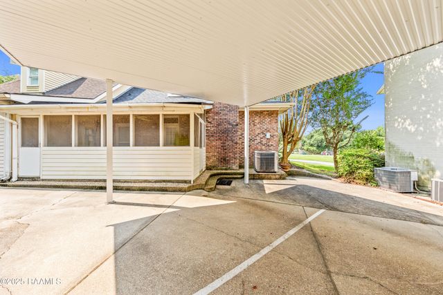 551 Esplanade Drive, Lafayette, LA 70508