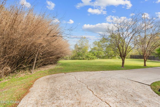 551 Esplanade Drive, Lafayette, LA 70508
