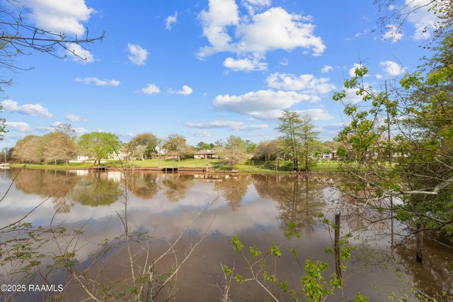 551 Esplanade Drive, Lafayette, LA 70508