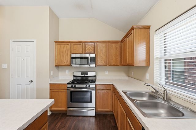 416 Butternut Drive, Fate, TX 75087