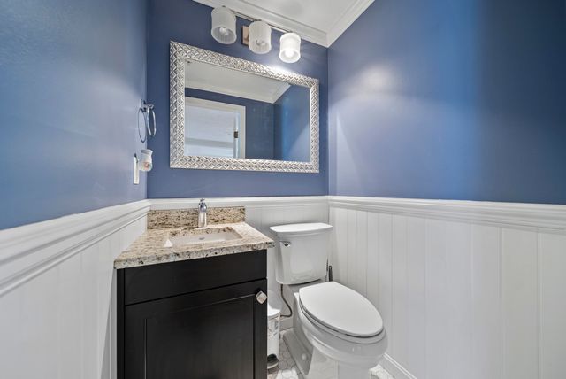 624 Hackett Hill Road, Manchester, NH 03102