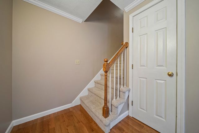 624 Hackett Hill Road, Manchester, NH 03102