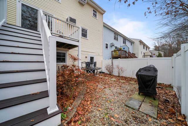 624 Hackett Hill Road, Manchester, NH 03102