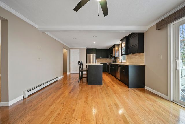 624 Hackett Hill Road, Manchester, NH 03102