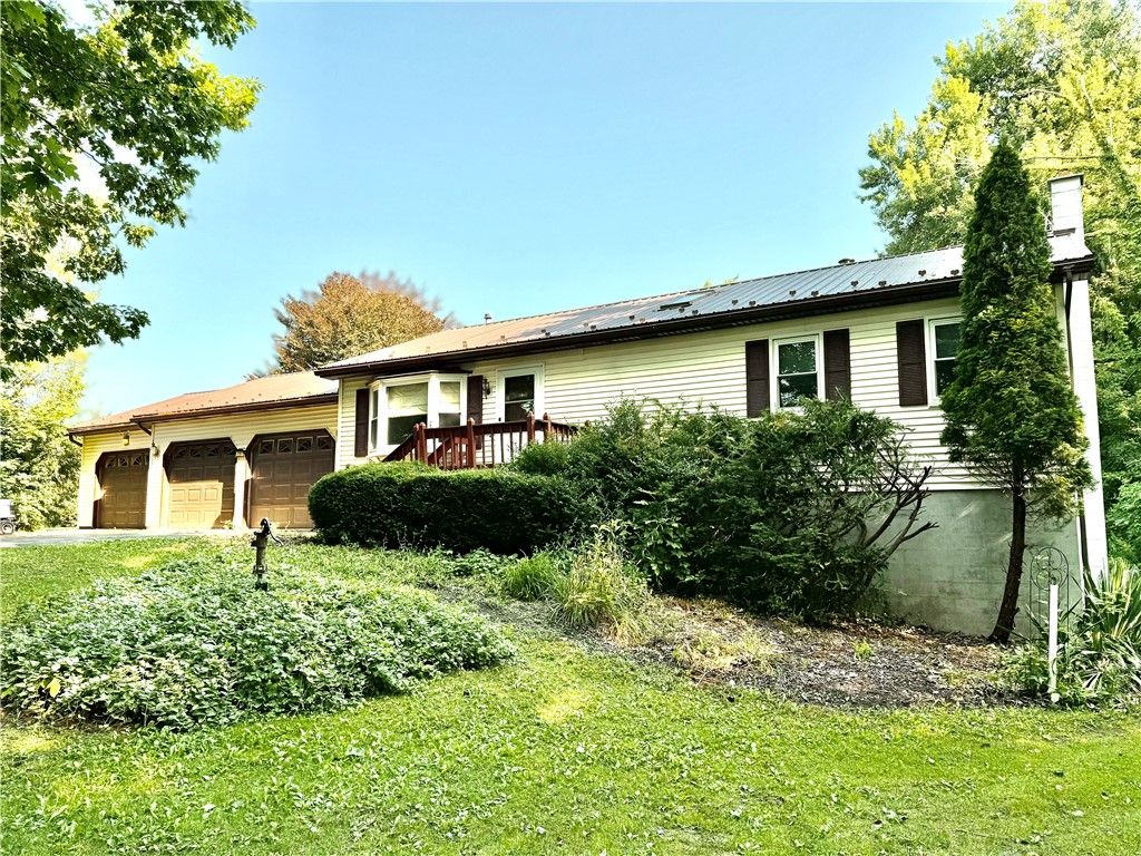 7107 Jackson Hill Road, Arcadia, NY 14513