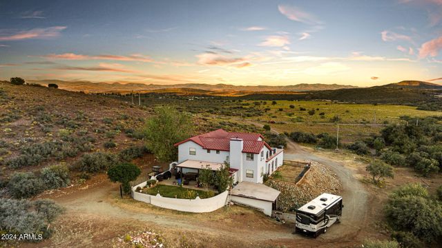 11150 S JEFFERSON Street, Mayer, AZ 86333