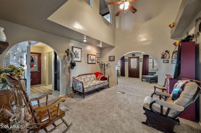 11150 S JEFFERSON Street, Mayer, AZ 86333