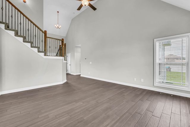 153 Chisum Ct, Clarksville, TN 37043