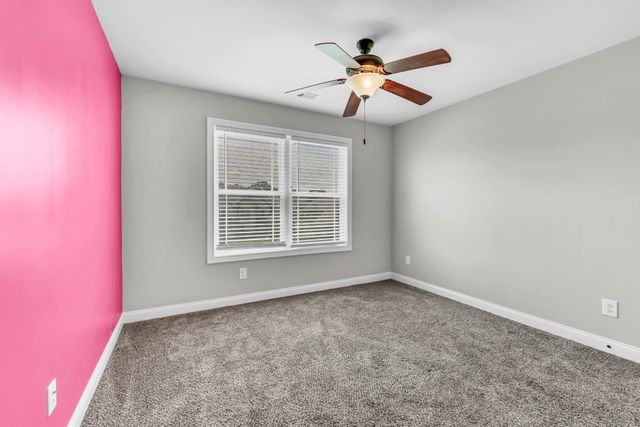 153 Chisum Ct, Clarksville, TN 37043