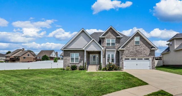 153 Chisum Ct, Clarksville, TN 37043