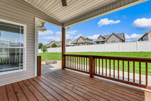 153 Chisum Ct, Clarksville, TN 37043