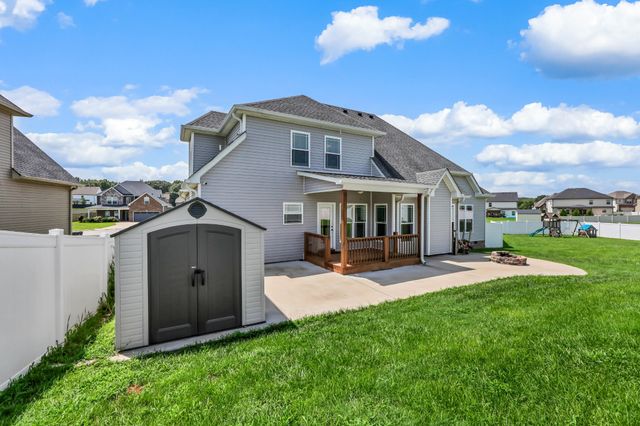 153 Chisum Ct, Clarksville, TN 37043