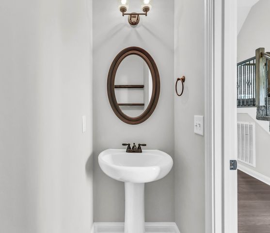 153 Chisum Ct, Clarksville, TN 37043