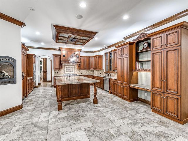1309 NW 156th Terrace, Edmond, OK 73013