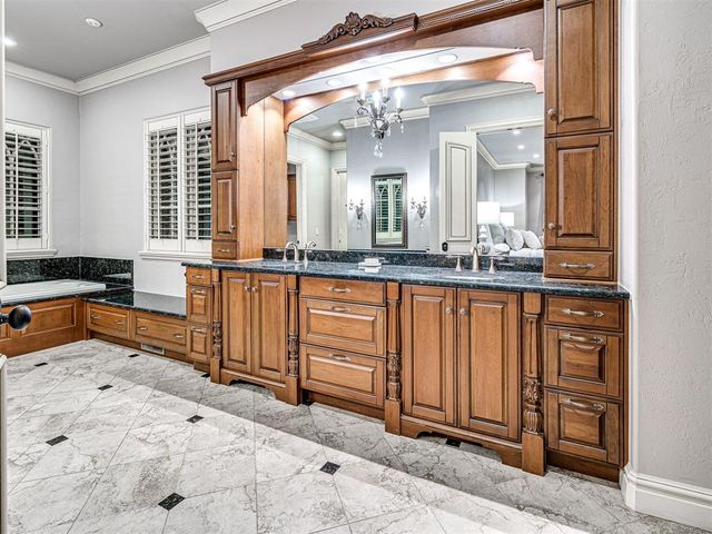 1309 NW 156th Terrace, Edmond, OK 73013