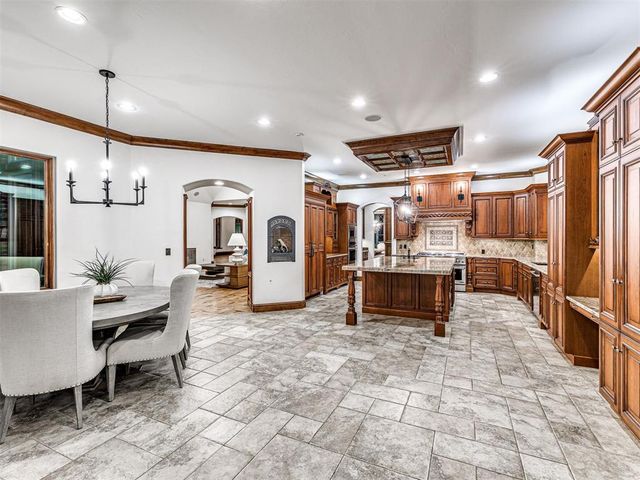1309 NW 156th Terrace, Edmond, OK 73013