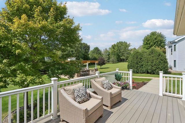 1718 Hidden Hill Drive, Verona, WI 53593