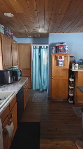 1304 James Street, Harrison, MI 48625