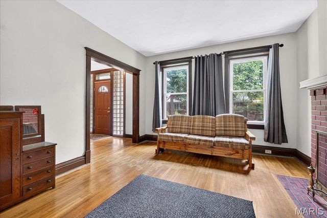4034 Humphrey Street, St Louis, MO 63116