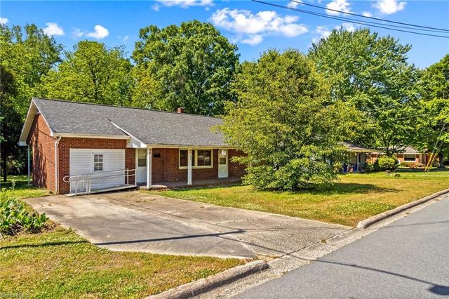 835 Maple Avenue, Salisbury, NC 28144