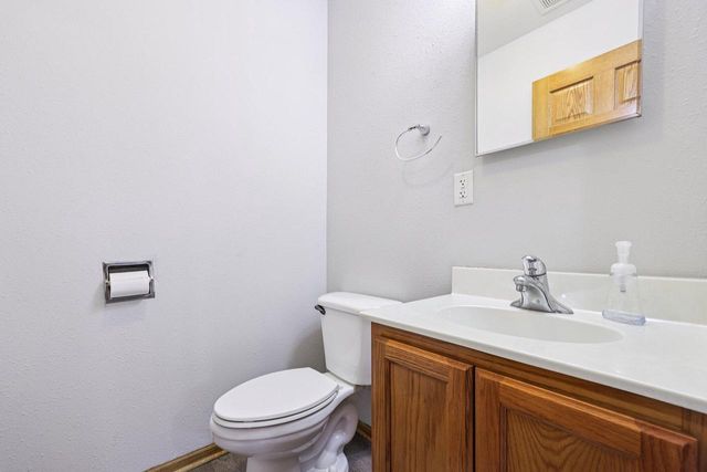 111 Silver Fox DRIVE, Kewaskum, WI 53040
