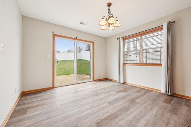 111 Silver Fox DRIVE, Kewaskum, WI 53040
