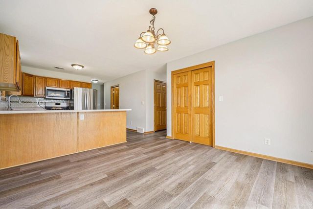 111 Silver Fox DRIVE, Kewaskum, WI 53040