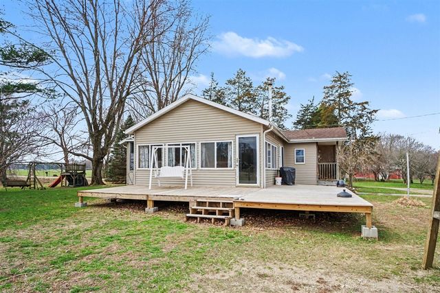 53699 Flatbush Road, Marcellus, MI 49067