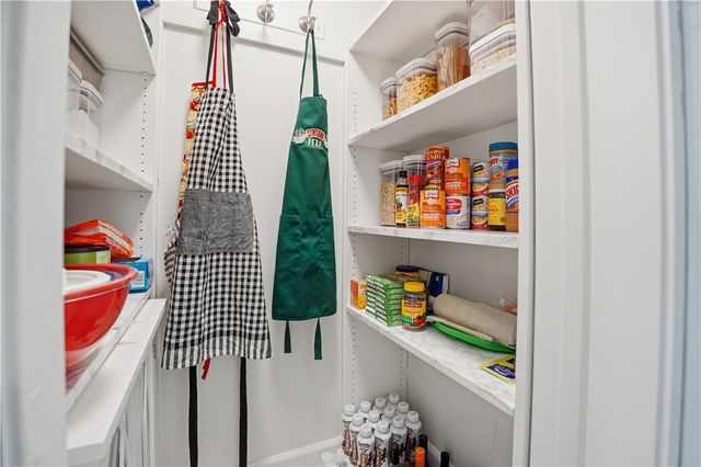 2911 S Fairview Street C, Santa Ana, CA 92705