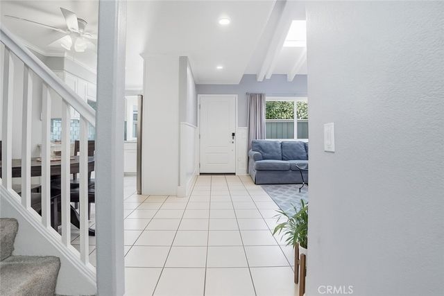 2911 S Fairview Street C, Santa Ana, CA 92705