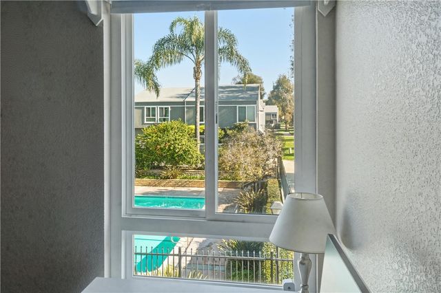 2911 S Fairview Street C, Santa Ana, CA 92705