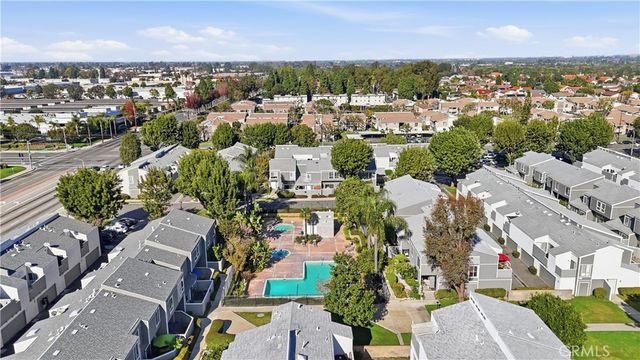 2911 S Fairview Street C, Santa Ana, CA 92705