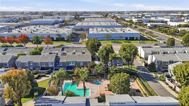 2911 S Fairview Street C, Santa Ana, CA 92705