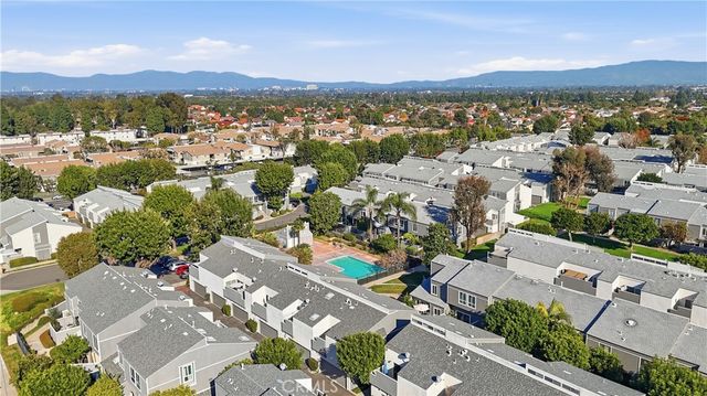 2911 S Fairview Street C, Santa Ana, CA 92705