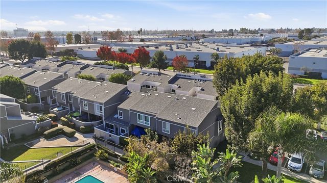 2911 S Fairview Street C, Santa Ana, CA 92705