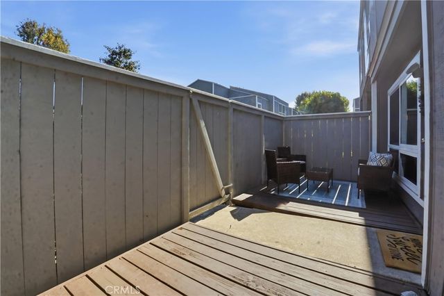 2911 S Fairview Street C, Santa Ana, CA 92705