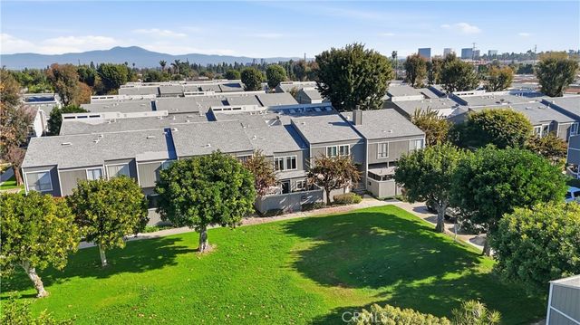 2911 S Fairview Street C, Santa Ana, CA 92705