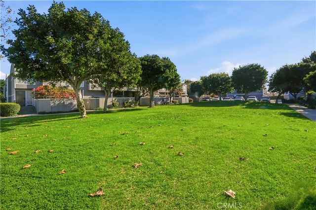 2911 S Fairview Street C, Santa Ana, CA 92705