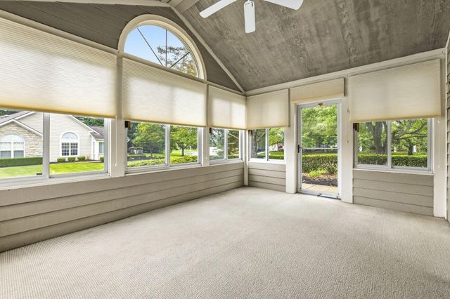 6362 Mission Hills Place, Westerville, OH 43082