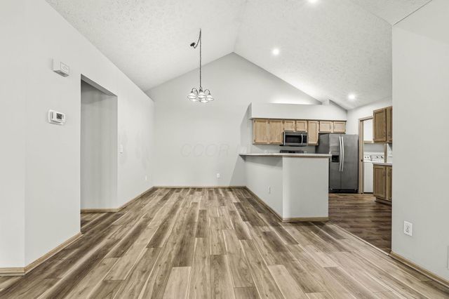 6362 Mission Hills Place, Westerville, OH 43082