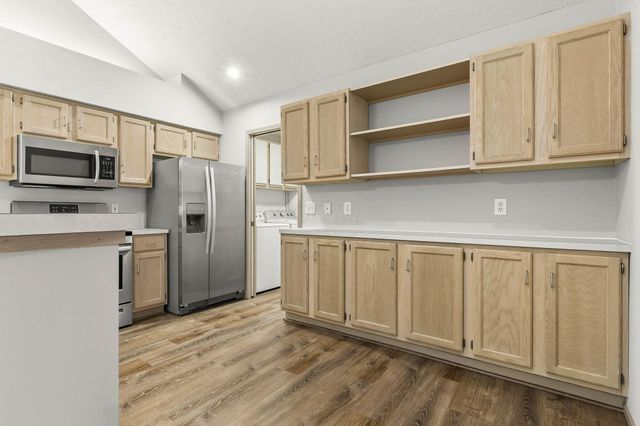 6362 Mission Hills Place, Westerville, OH 43082