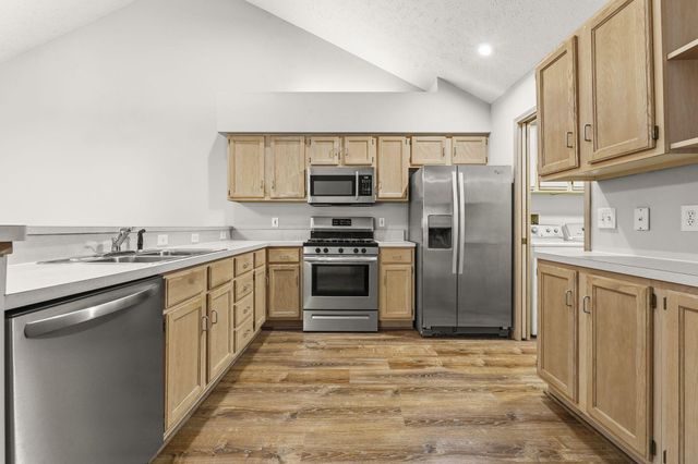 6362 Mission Hills Place, Westerville, OH 43082