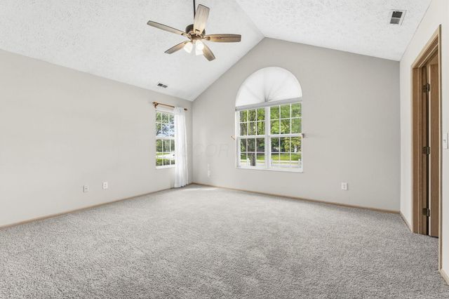6362 Mission Hills Place, Westerville, OH 43082