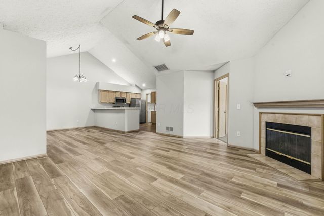 6362 Mission Hills Place, Westerville, OH 43082