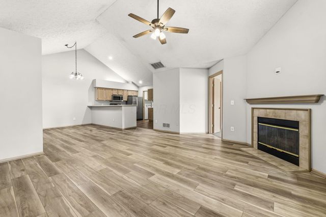 6362 Mission Hills Place, Westerville, OH 43082